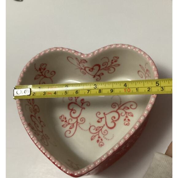 Vintage Temptations Heart Shaped Ramekin Baking Dish Lid Floral Lace Trinket Box - Picture 7 of 10